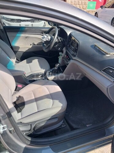 Hyundai Elantra 2017, 234,123 km - 2.0 л - Bakı