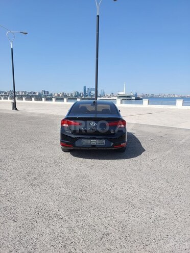 Hyundai Elantra 2019, 58,000 km - 2.0 l - Bakı