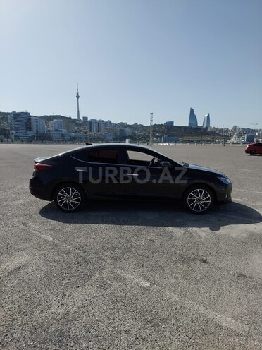 Hyundai Elantra 2019, 58,000 km - 2.0 l - Bakı