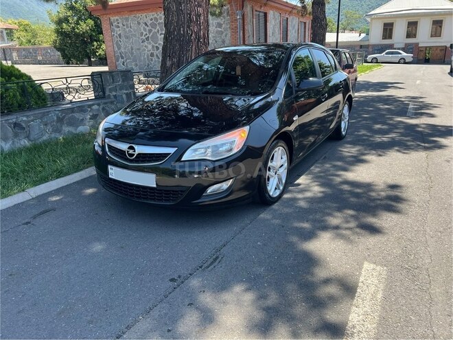Opel Astra 2012, 276,000 km - 1.3 l - Bakı