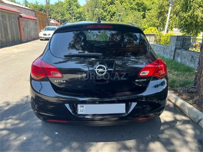 Opel Astra 2012, 276,000 km - 1.3 l - Bakı