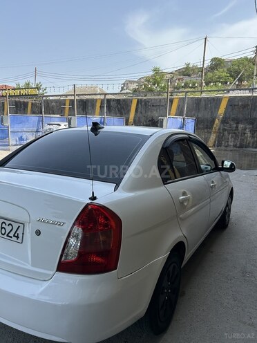Hyundai Accent 2010, 268,456 km - 1.4 l - Bakı