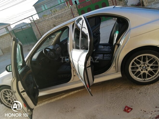 BMW 520 2000, 264,678 km - 2.2 l - Bakı