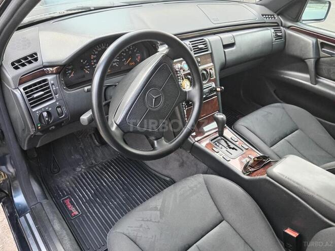 Mercedes E 230 1996, 440,222 km - 2.3 л - Sumqayıt