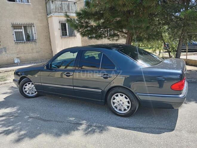 Mercedes E 230 1996, 440,222 km - 2.3 л - Sumqayıt