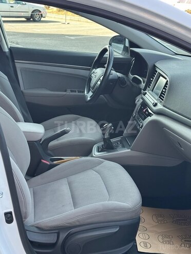 Hyundai Elantra 2016, 138,000 km - 2.0 l - Sumqayıt