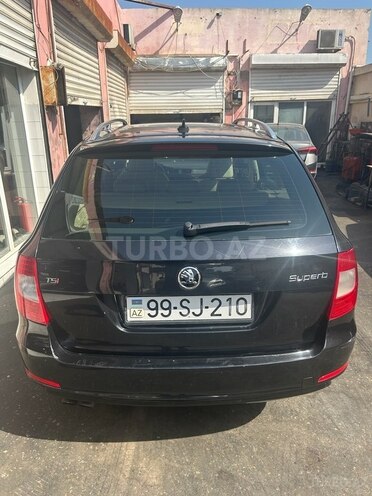 Skoda Superb 2011, 211,157 km - 2.0 l - Bakı