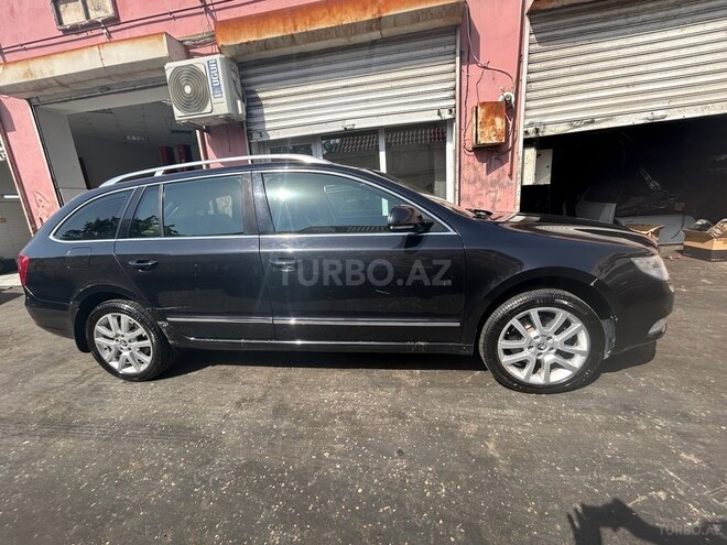 Skoda Superb 2011, 211,157 km - 2.0 l - Bakı