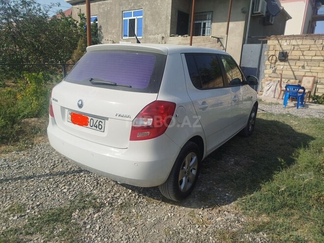 Skoda Fabia 2013, 212,000 km - 1.6 l - Bakı