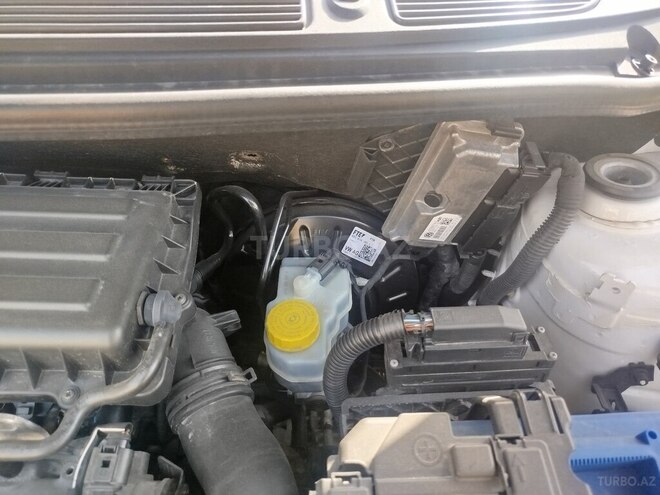 Skoda Fabia 2013, 212,000 km - 1.6 l - Bakı