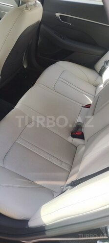 Hyundai Sonata-10