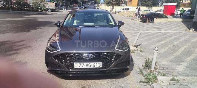 Hyundai Sonata-1