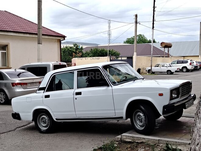 LADA (VAZ) 2107 2005, 12,580 km - 1.6 l - Qazax