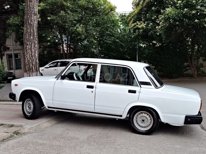 LADA (VAZ) 2107 2005, 12,580 km - 1.6 l - Qazax