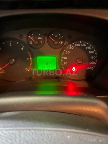 Ford Transit-13