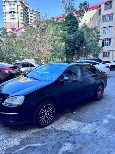 Volkswagen Jetta 2010, 320,000 km - 1.6 л - Bakı