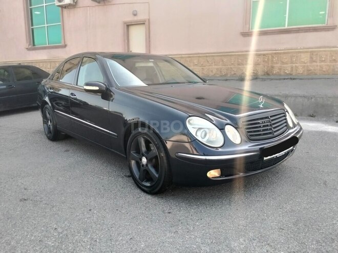Mercedes E 240 2002, 243,000 km - 2.4 l - Bakı