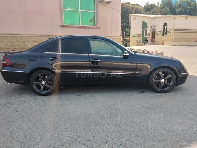 Mercedes E 240 2002, 243,000 km - 2.4 l - Bakı