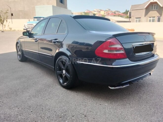 Mercedes E 240 2002, 243,000 km - 2.4 l - Bakı
