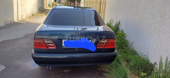 Mercedes E 240 1997, 464,000 km - 2.4 l - Xırdalan