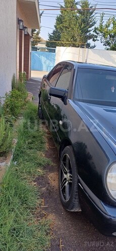 Mercedes E 240 1997, 464,000 km - 2.4 l - Xırdalan