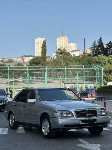Mercedes C 200 1995, 195,415 km - 2.0 l - Bakı