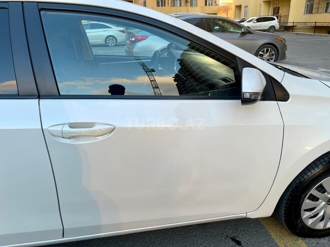 Toyota Corolla 2018, 103,000 km - 1.6 l - Bakı