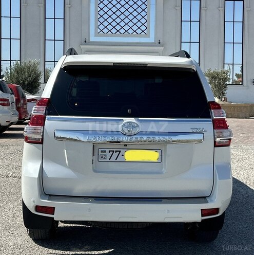 Toyota Land Cruiser Prado-7