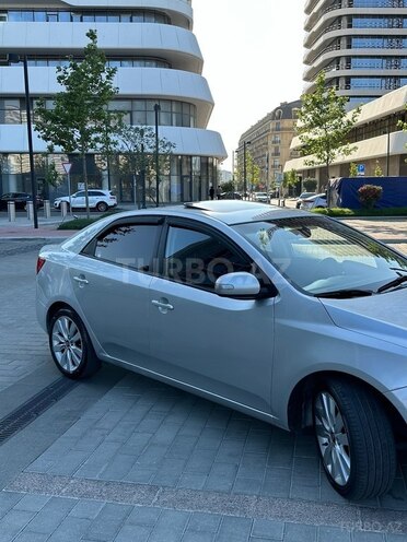 Kia Cerato 2008, 311,000 km - 2.0 l - Bakı
