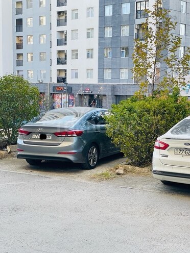Hyundai Avante 2016, 140,000 km - 1.6 l - Bakı