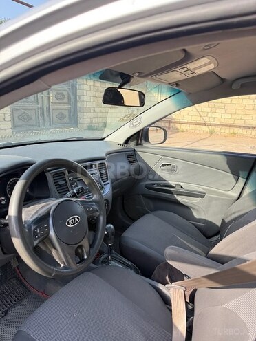 Kia Rio 2011, 190,000 km - 1.4 л - Bakı