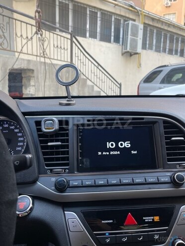 Hyundai Avante 2016, 140,000 km - 1.6 l - Bakı