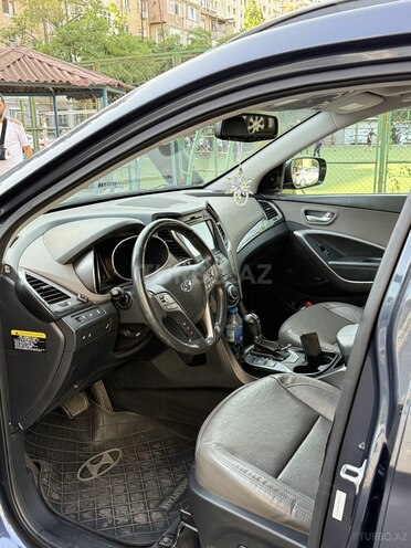 Hyundai Santa Fe-4