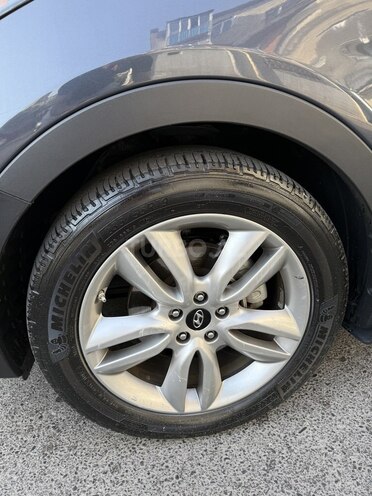 Hyundai Santa Fe-9