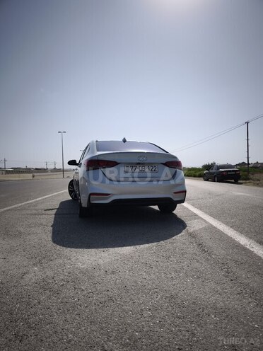Hyundai Accent 2020, 124,391 km - 1.6 l - Bakı