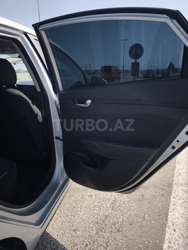 Hyundai Accent 2020, 124,391 km - 1.6 l - Bakı