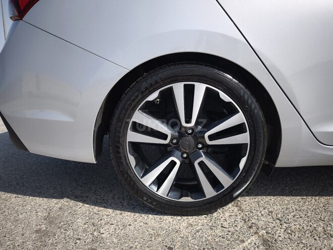 Hyundai Accent 2020, 124,391 km - 1.6 l - Bakı