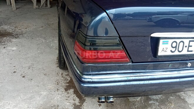 Mercedes E 220 1994, 153,200 km - 2.2 l - Gəncə