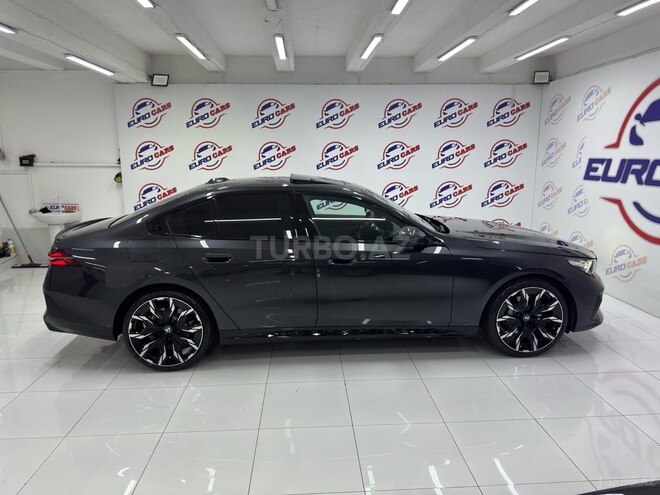 BMW 530-21