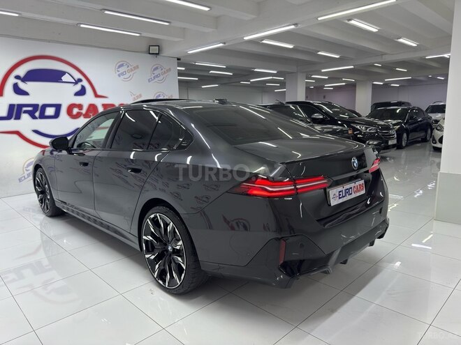 BMW 530-32