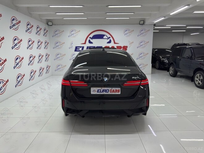 BMW 530-33