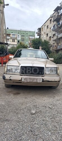 Mercedes E 230 1990, 400,000 km - 2.3 l - Gəncə