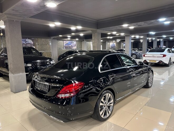 Mercedes C 300-6
