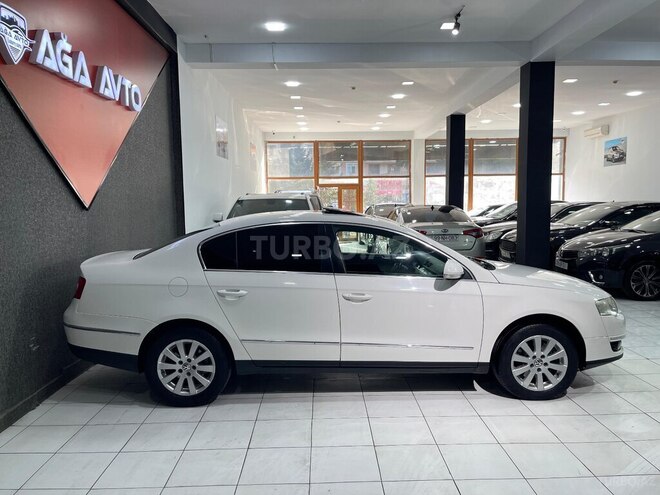 Volkswagen Passat-5