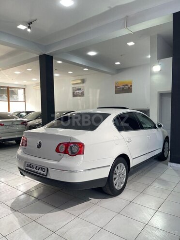 Volkswagen Passat-6