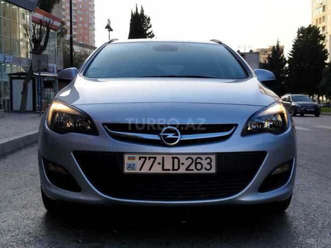 Opel Astra 2014, 250,000 km - 1.4 l - Bakı