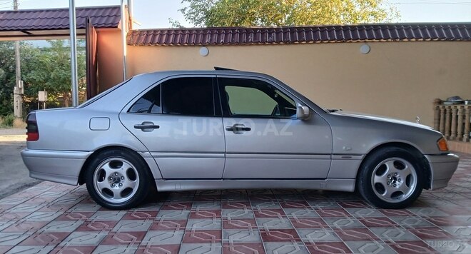 Mercedes C 200 1997, 282,652 km - 2.0 л - Ağstafa