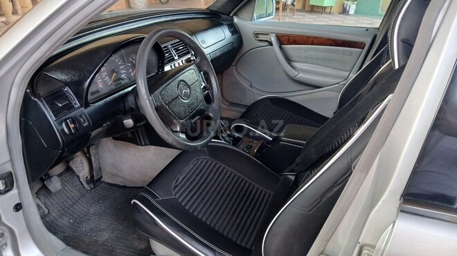 Mercedes C 200 1997, 282,652 km - 2.0 л - Ağstafa