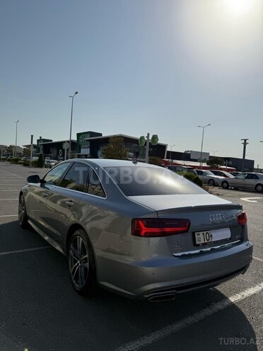 Audi A6-4