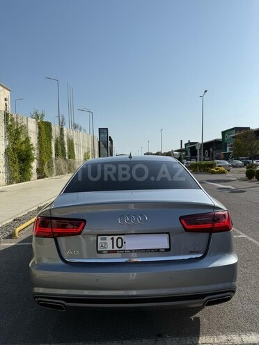 Audi A6-5